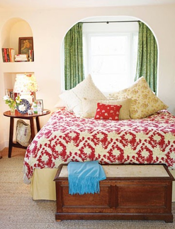 Imagine Design » Home Makeover Monday Placing your bed under a window